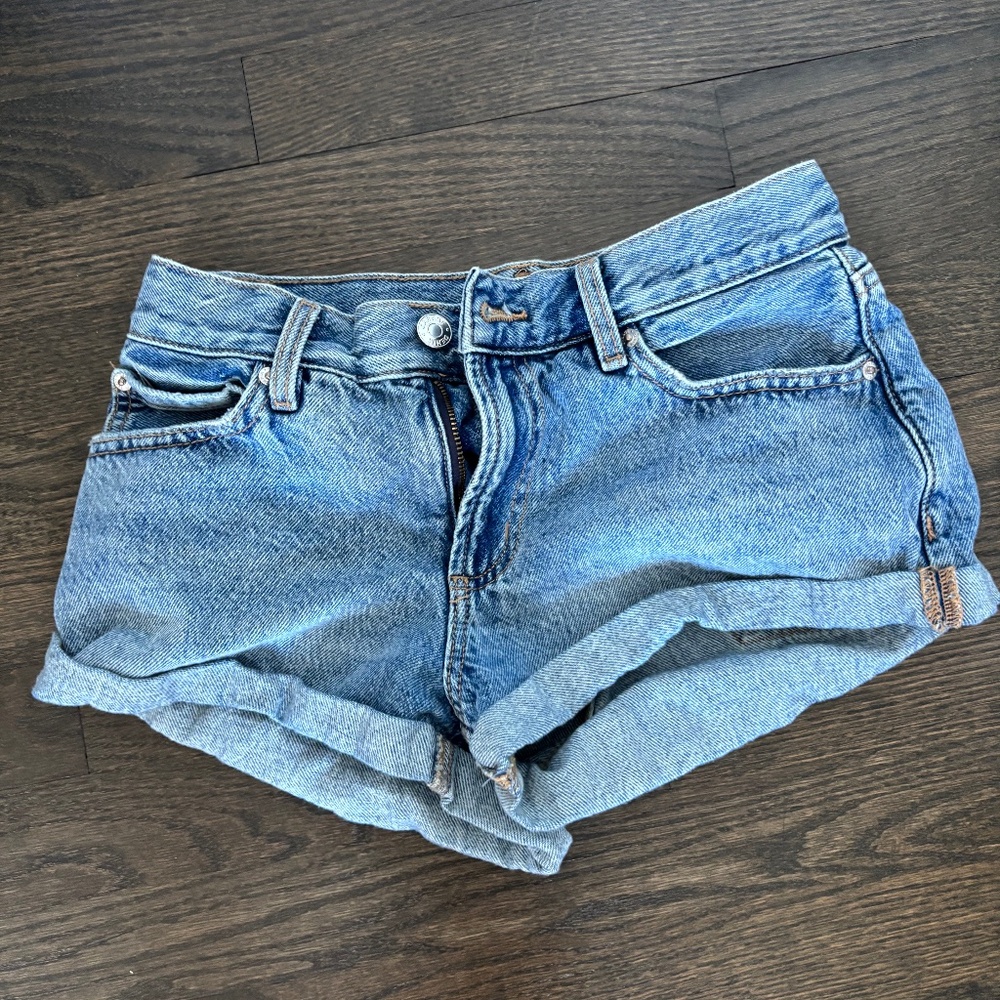 Garage denim shorts low rise cuffed